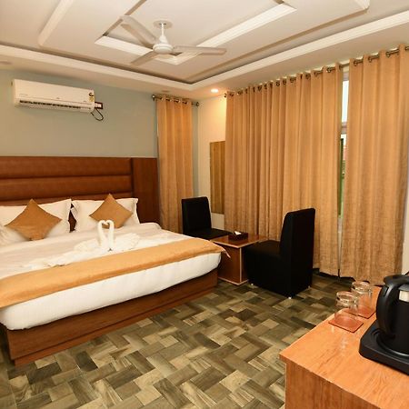 Jf Green Resorts - Near Srinagar Airport Kültér fotó