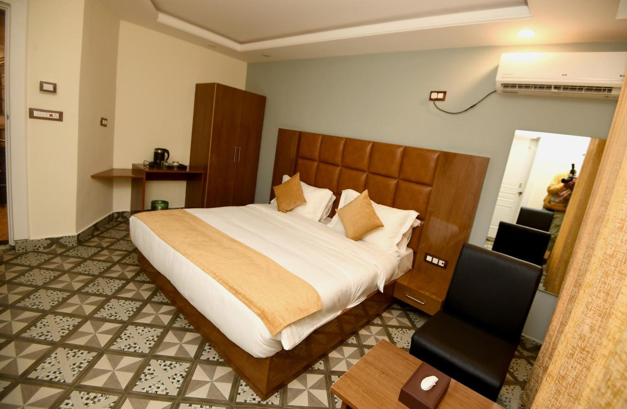 Jf Green Resorts - Near Srinagar Airport Kültér fotó
